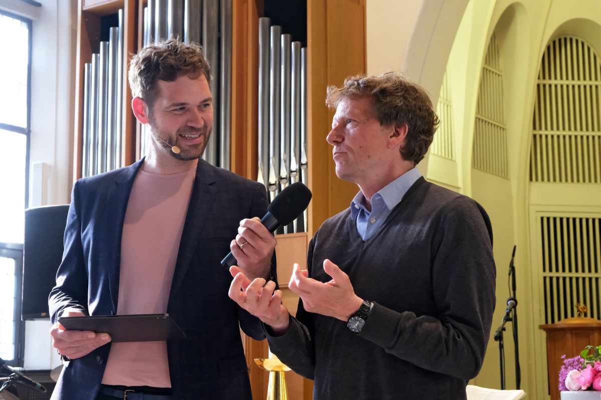 Georg Bruder interviewt Hartmut Rosa